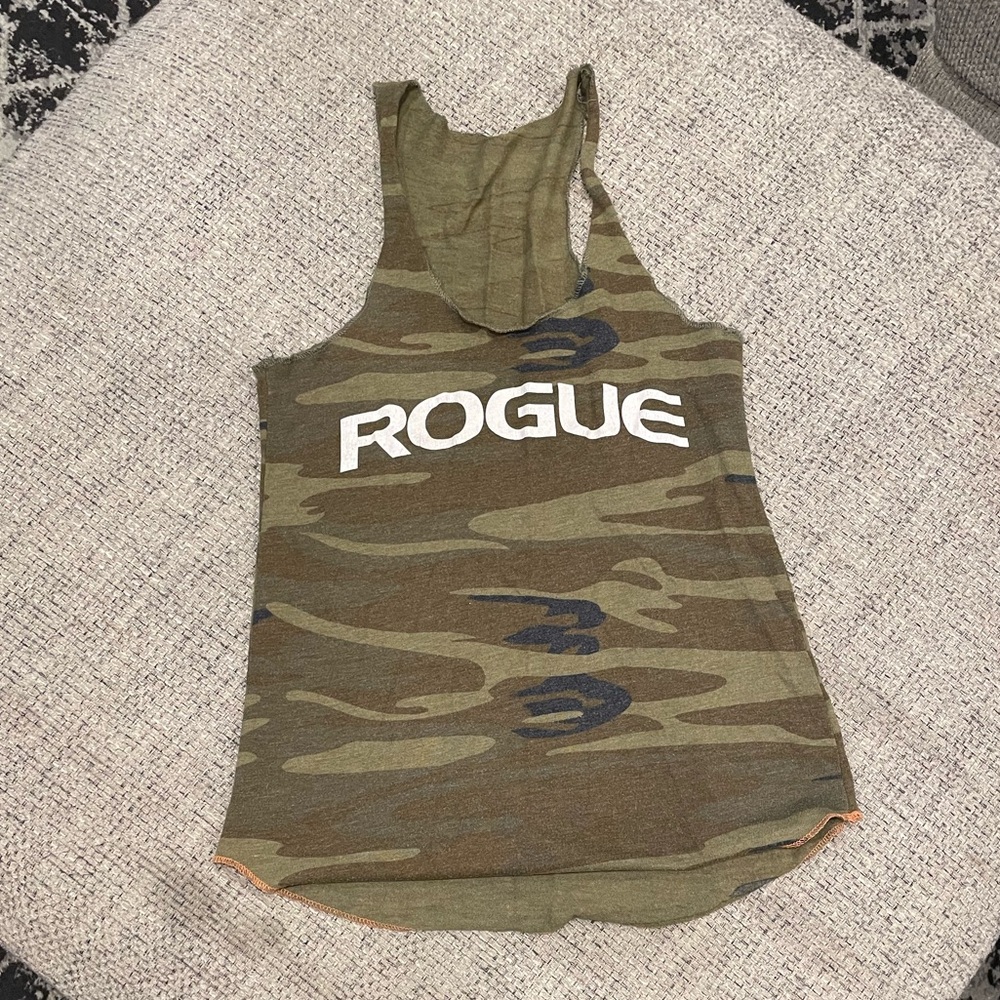 Rogue tank top size small